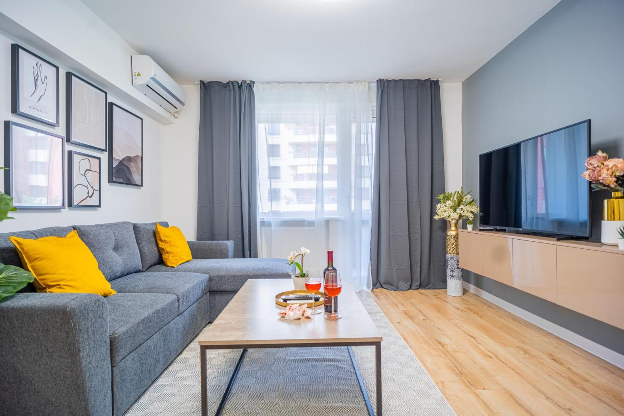 Spacious Newly Renovated 2Br Apartments With Balcony Bucureşti Exterior foto